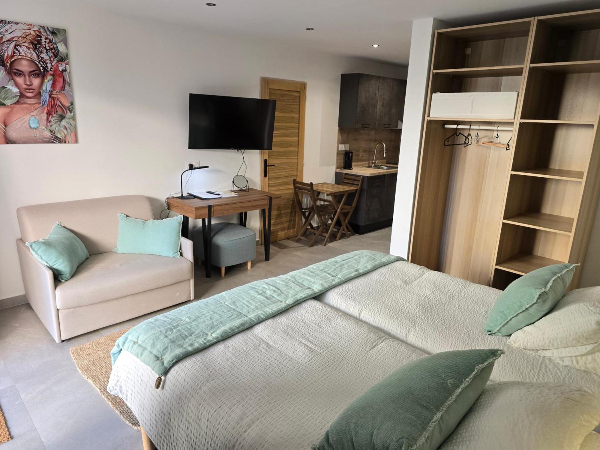 Hotel Les Loges Du Luberon Coustellet Zewnętrze zdjęcie